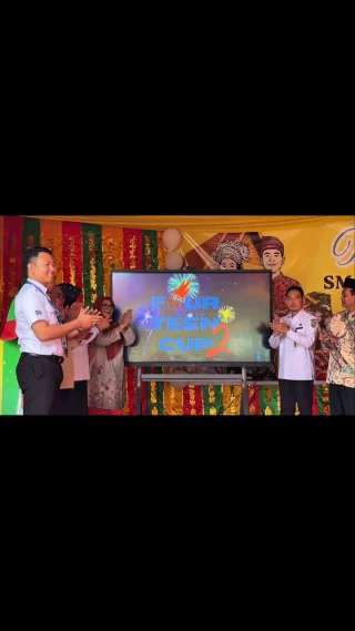 Instagram post from official.sman14pekanbaru. This post is in position 3.